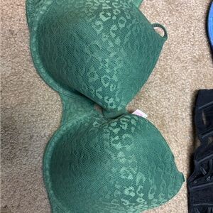 Victoria's Secret Green Leopard Print Bra